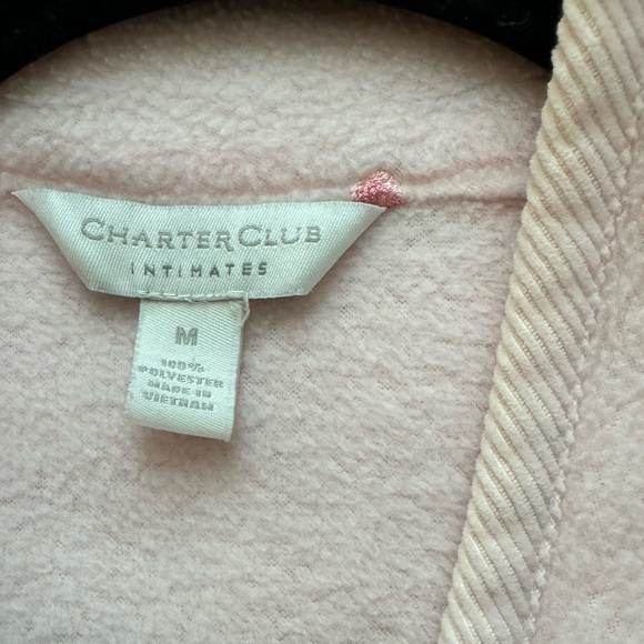 Plush Pink Robe with Embroidered Rosettes - Charter Club Intimates - Size: M - Picture 6 of 9